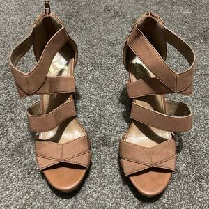 Report Women’s Shoes